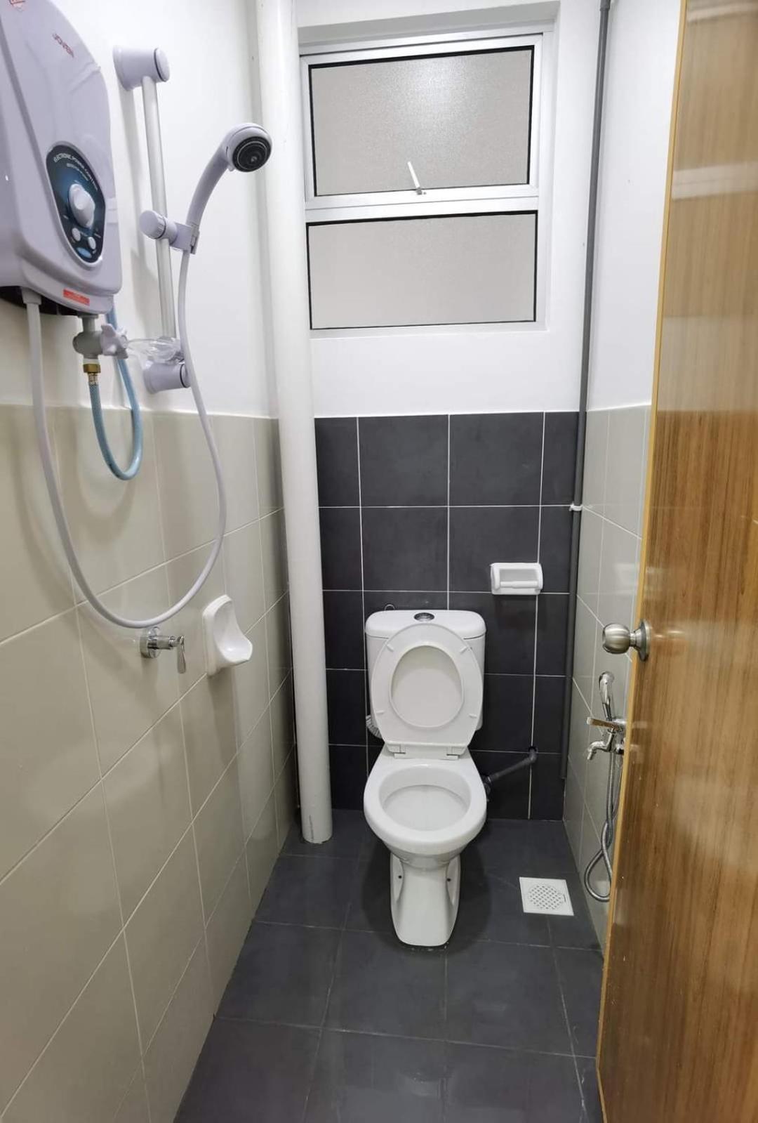 Infinity Homestay Bandar Cemerlang Ulu Tiram Εξωτερικό φωτογραφία